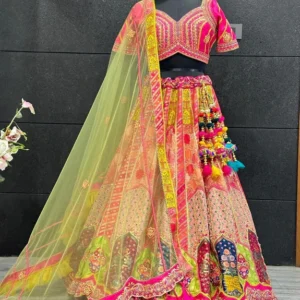 Omaira Bandhani Saree